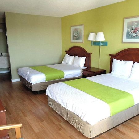 Knights Inn Berea Bagian luar foto