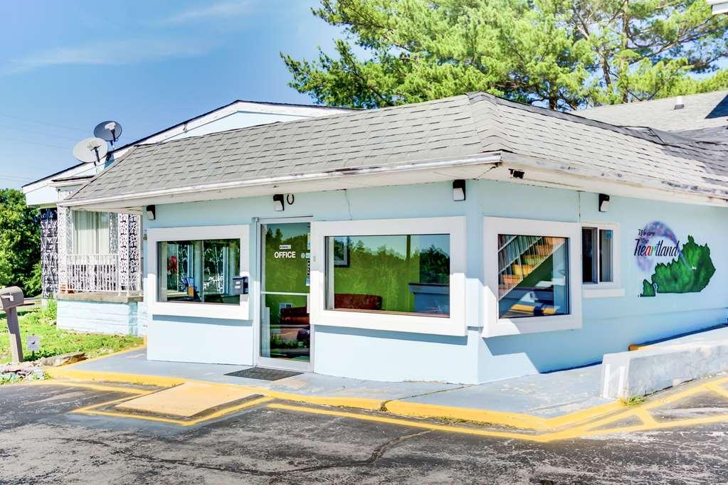 Knights Inn Berea Bagian luar foto