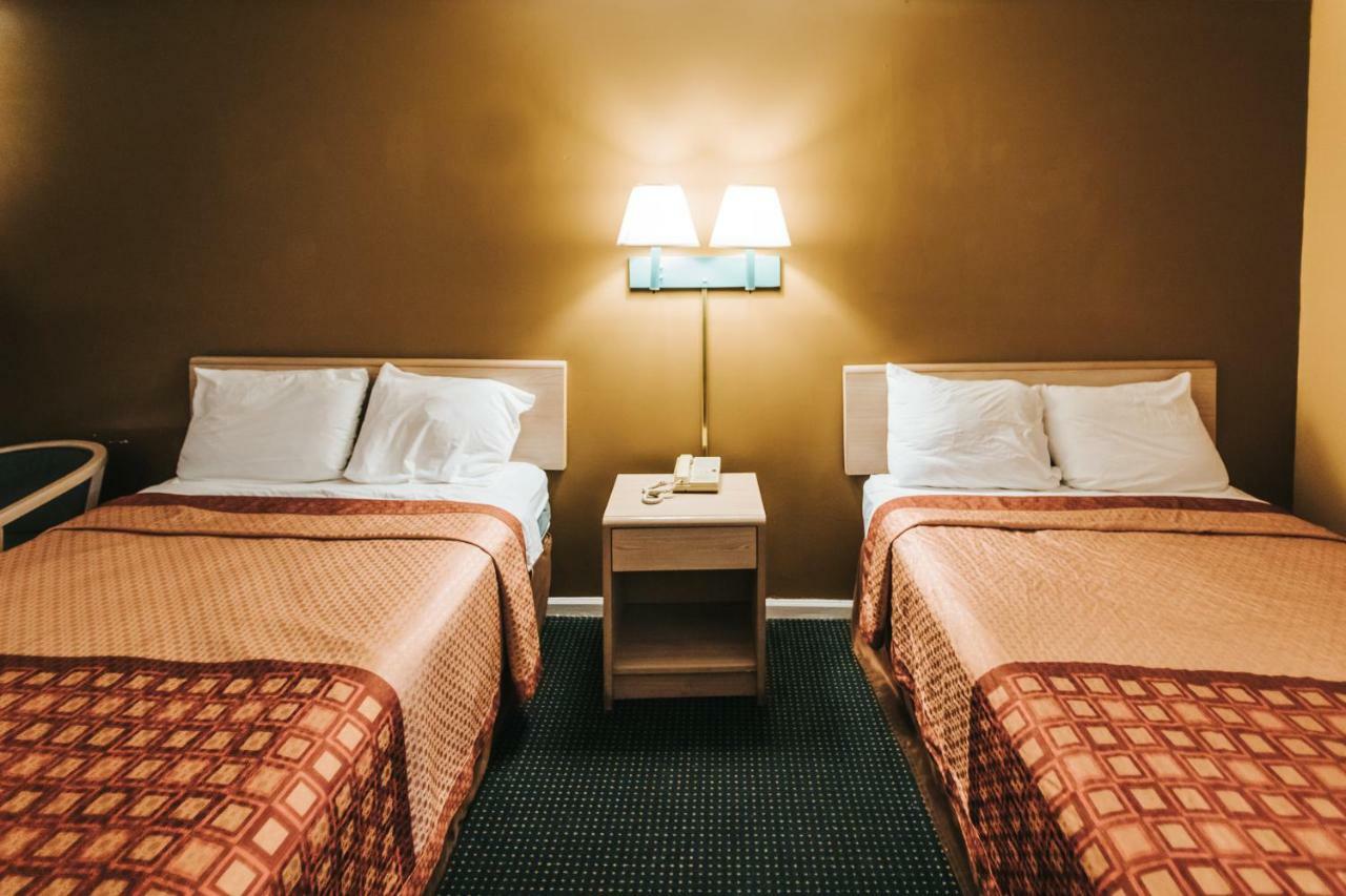 Knights Inn Berea Bagian luar foto