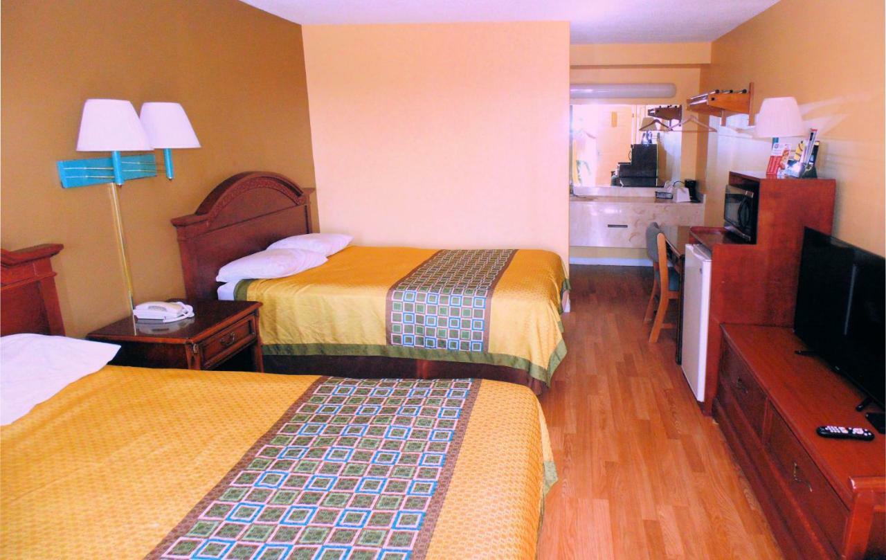 Knights Inn Berea Bagian luar foto