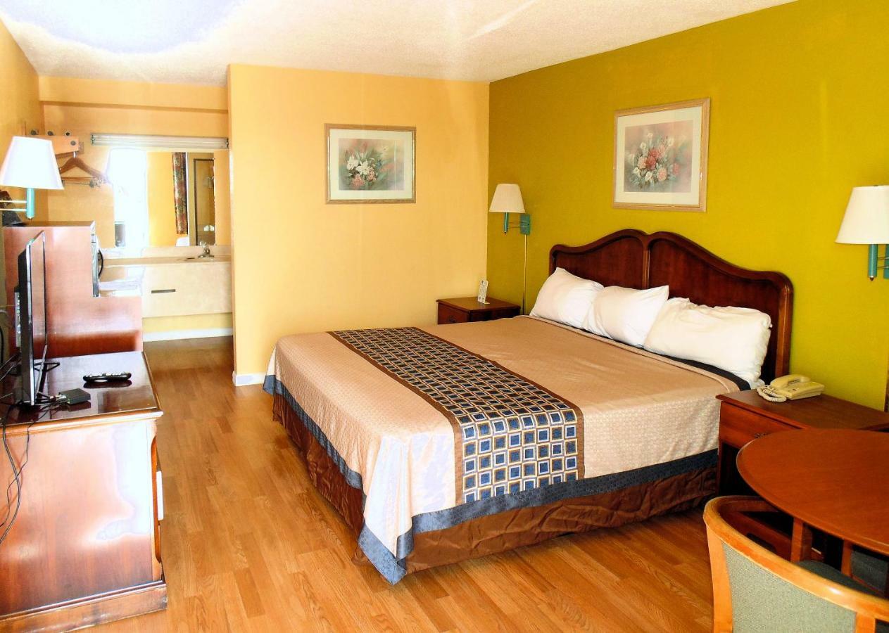 Knights Inn Berea Bagian luar foto